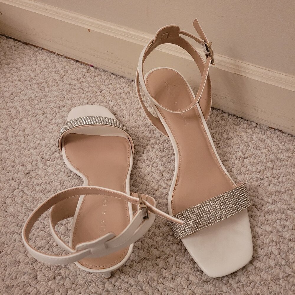 Kelly and Katie White with Silver Bling Sandals, size 11